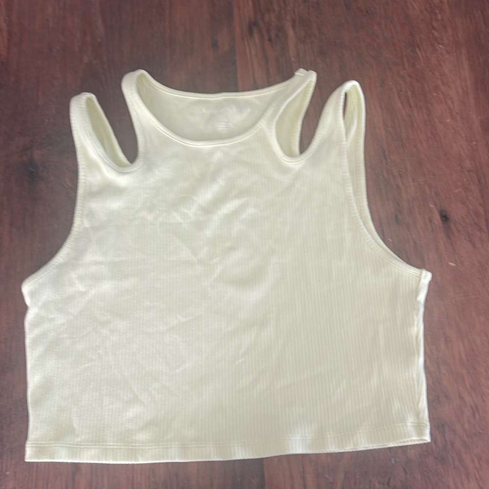 American Eagle Women’s Cropped Shirt Size Large